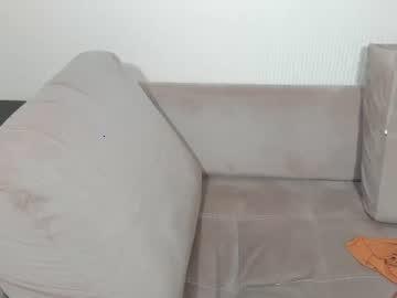 mikkiallowers chaturbate