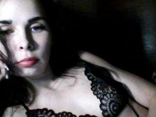 Milana2411 bongacams