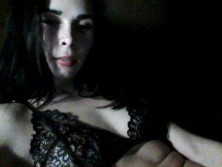 Milana2411 bongacams