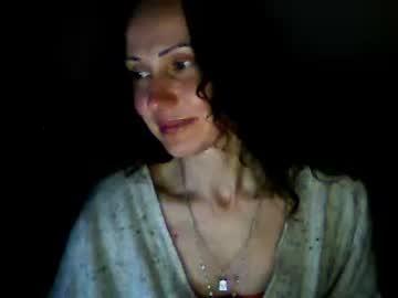 mila_ya chaturbate