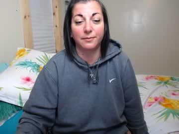 milfmonee chaturbate