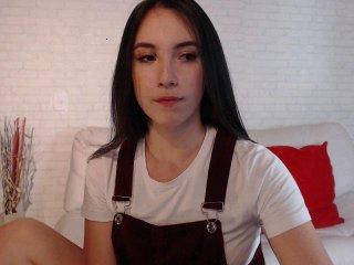 MiyaRousset bongacams