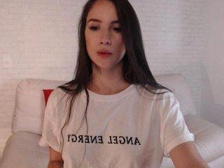 MiyaRousset bongacams