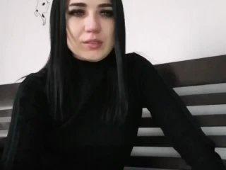 Mollilove1 bongacams