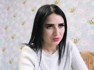 Mollilove1 bongacams