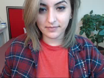 monica_25 chaturbate