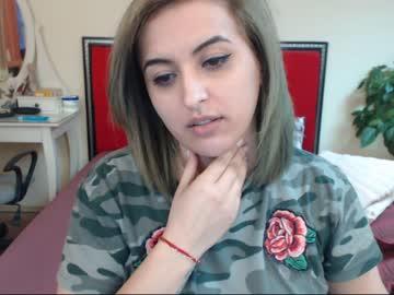 monica_25 chaturbate