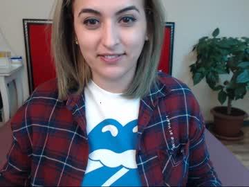 monica_25 chaturbate