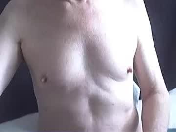 montrealslaveboy chaturbate