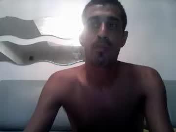 moraa001 chaturbate