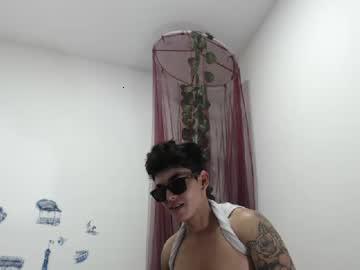 musclebigcockx chaturbate