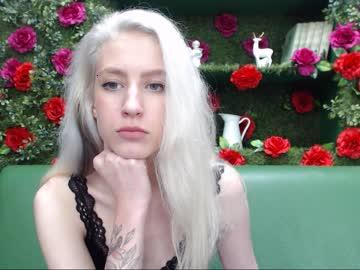 naomi_colins chaturbate