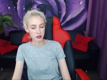 naomi_colins chaturbate