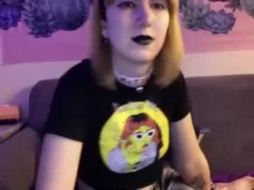 naomi_kitten_xxx chaturbate