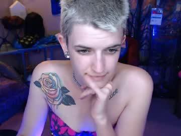 naughtynyxxx chaturbate