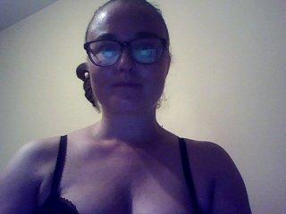 nelly37 bongacams