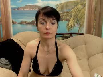 nelly_helen chaturbate