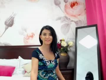 nickyxlove chaturbate