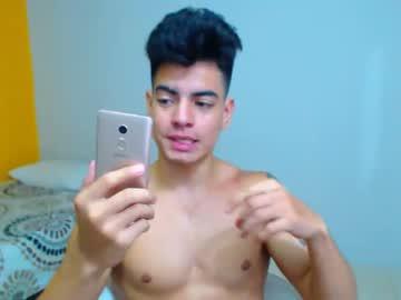 nico_las21 chaturbate