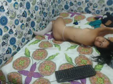 nicol_n chaturbate