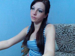 NiKa111 bongacams