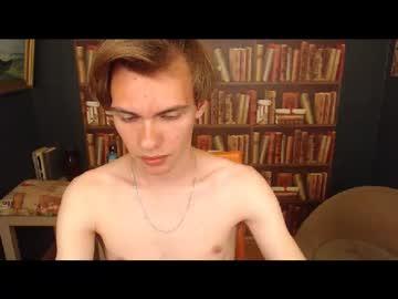 nikikirin_bas chaturbate