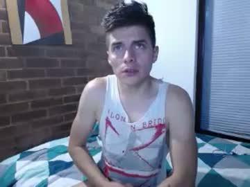 noah_latin19 chaturbate