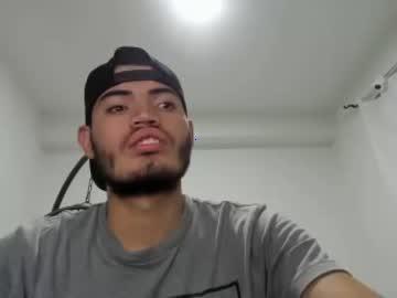 noah_millss chaturbate