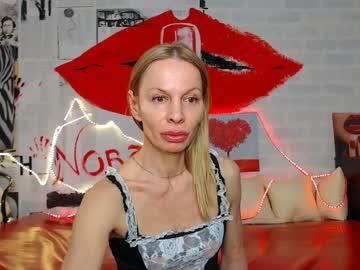 noragrays chaturbate