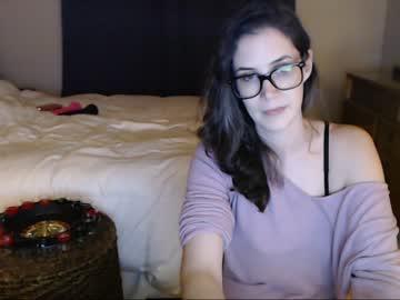 nova_reign chaturbate