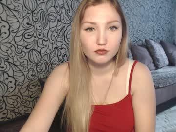 olive_silver chaturbate