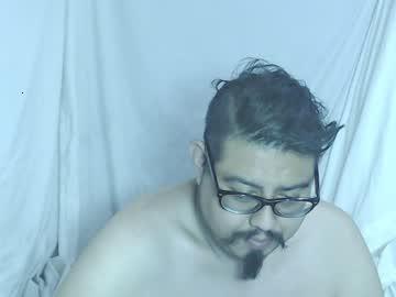 pandaboii82 chaturbate