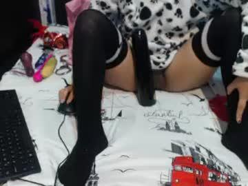 petite_chocolateriewh chaturbate