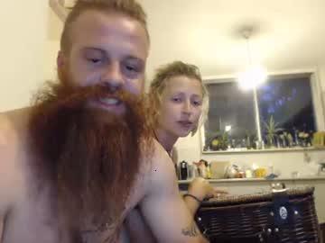 petite_n_red chaturbate