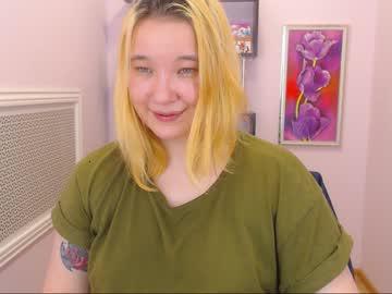 phoebecharm chaturbate