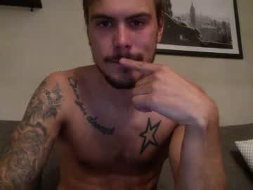 poundingmachine chaturbate