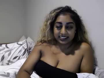 princessyonixxx chaturbate