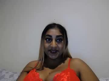 princessyonixxx chaturbate