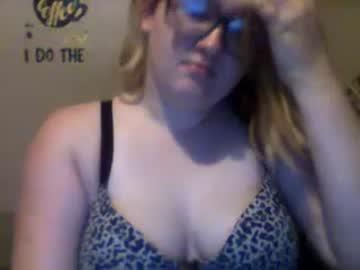 queenalyssarose chaturbate