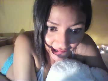 queenslora chaturbate