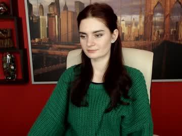 renee_crystall chaturbate