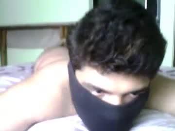 riaz443 chaturbate