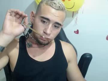 robert_sexhott chaturbate