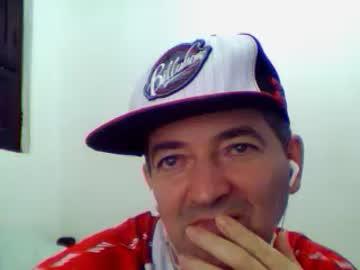 roberto2504 chaturbate