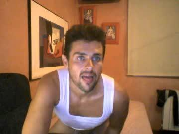 roberto27fuck chaturbate