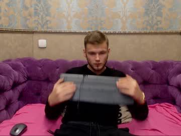 robin_guut chaturbate