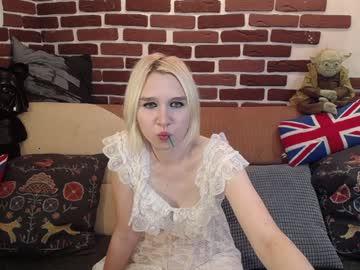 sallydainess chaturbate