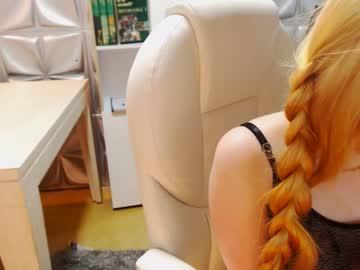 scarlett_chrismari chaturbate