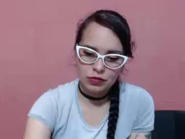 scarletthorney2 chaturbate