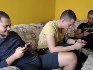 sexcamnikola95 chaturbate